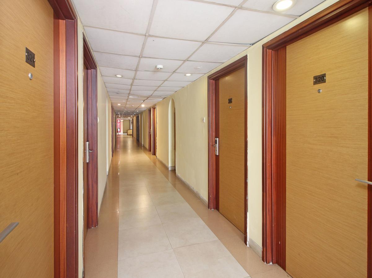 Hotel Mb International Palace Side Mysore Buitenkant foto
