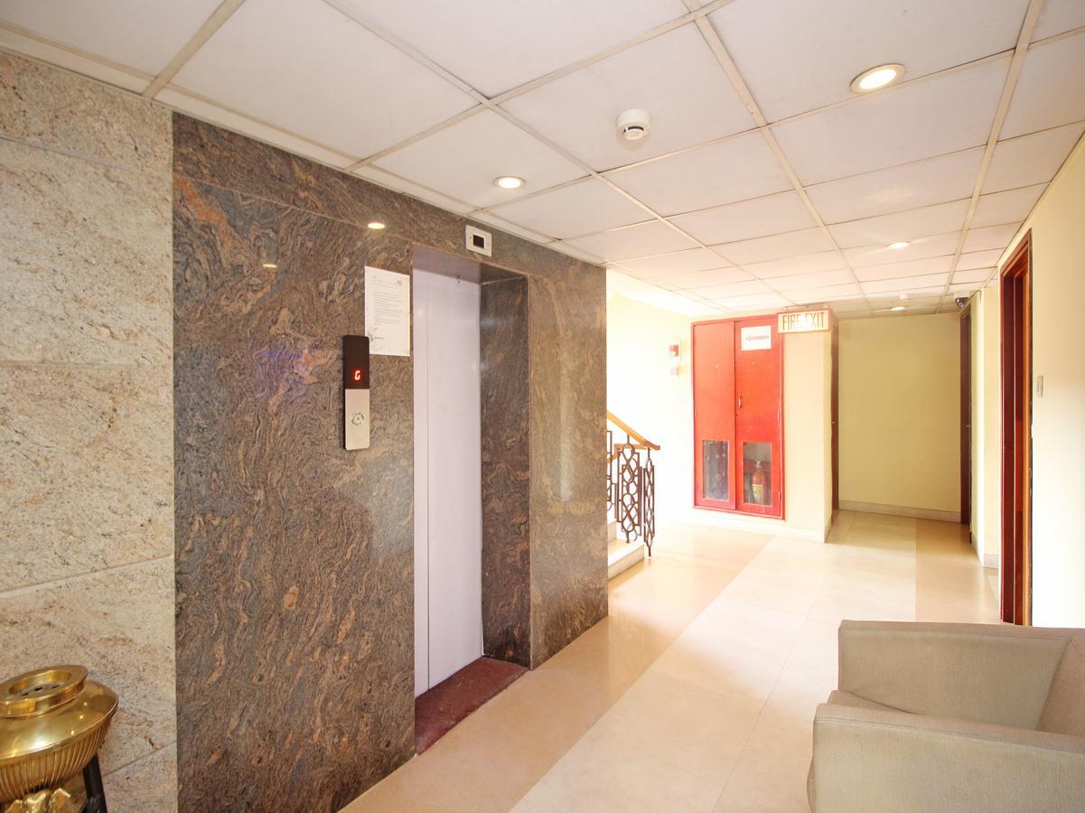 Hotel Mb International Palace Side Mysore Buitenkant foto